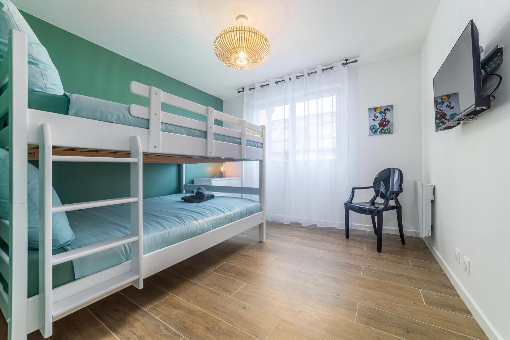 L'Emeraude Magic Dreams Near Disneyland Villa มองต์เตฮวา ภายนอก รูปภาพ